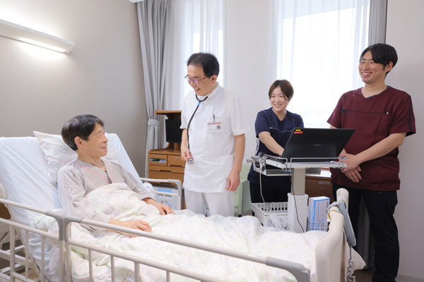 医師回診
